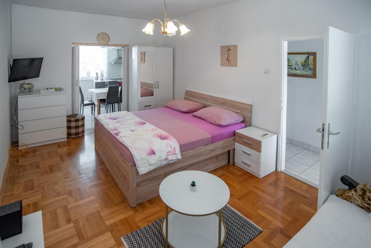 Apartments By The Sea Sumpetar, Omis - 2808 Esterno foto