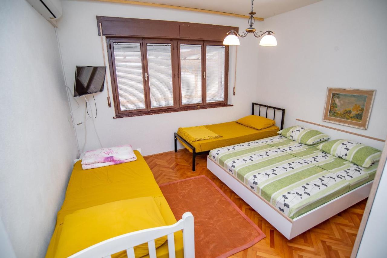 Apartments By The Sea Sumpetar, Omis - 2808 Esterno foto